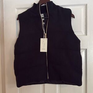 Women knit insulated outdoor vest, Joie, Size L, color Black, NWT